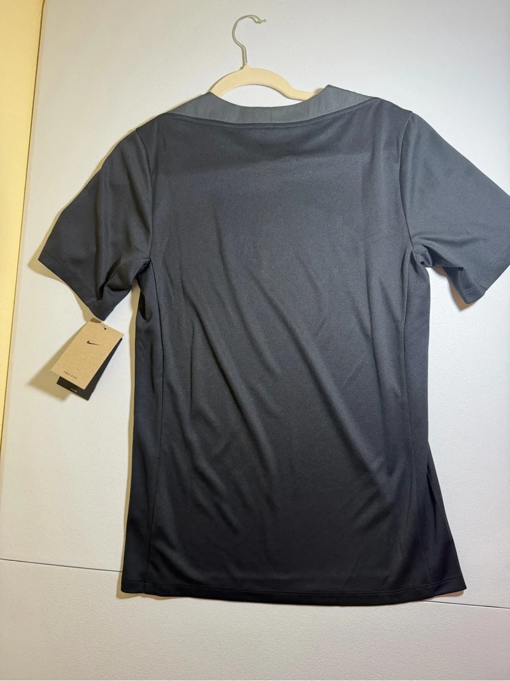 Nike Black Dri-FIT Slim Fit Athletic Tee Short Sleeve NWT